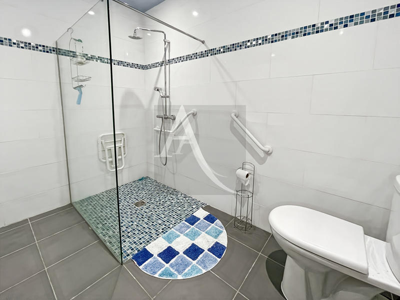 Maison - 143 m² - 6 pièces