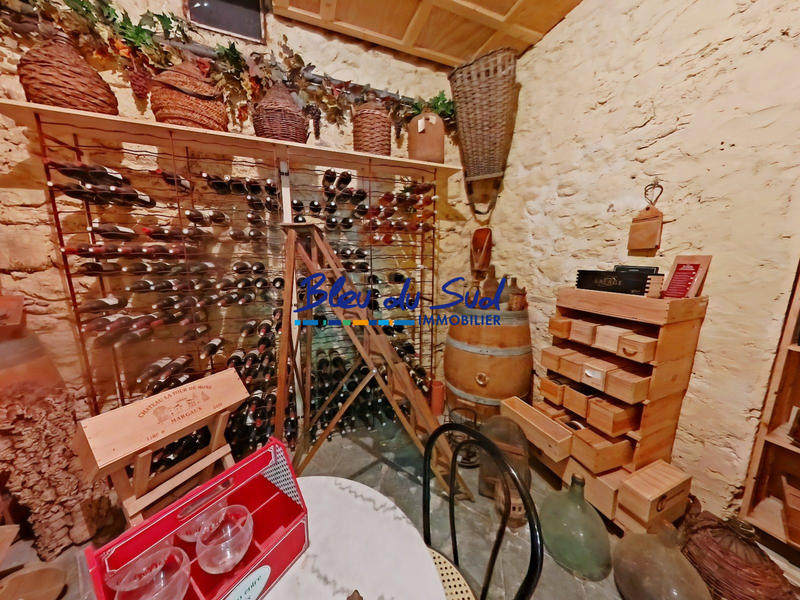 Maison - 196 m² - 10 pièces