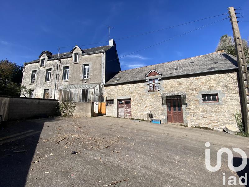 Maison - 220 m² - 10 pièces