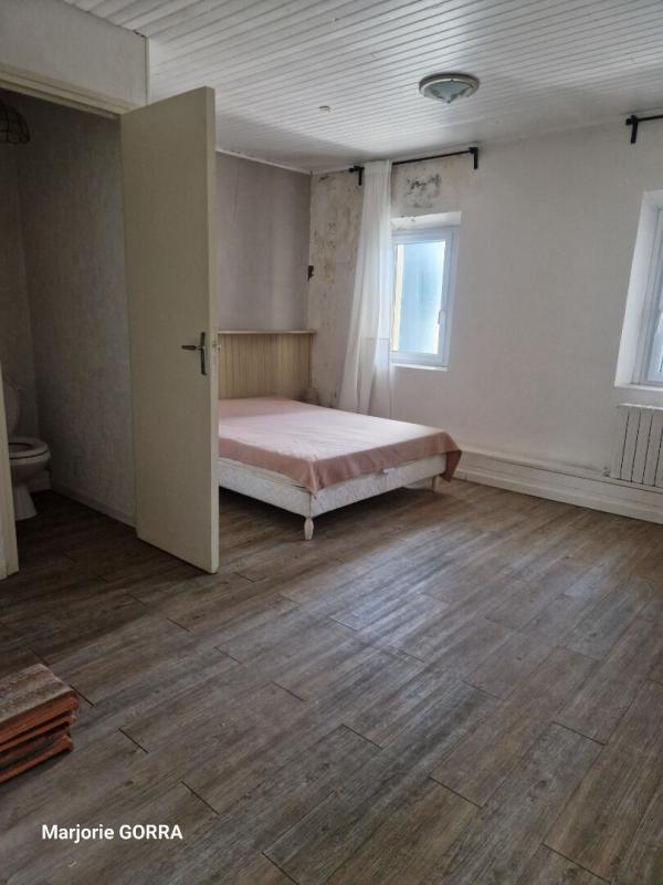 Maison - 330 m² - 9 pièces