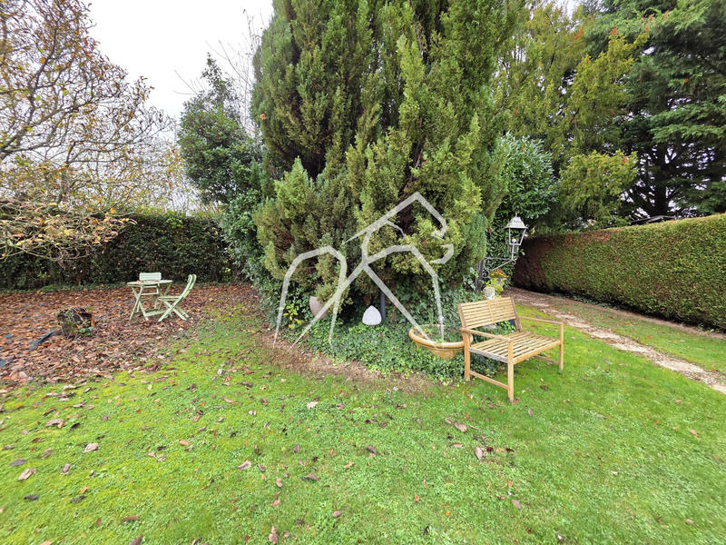 Maison - 148 m² - 8 pièces