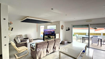 Maison - 121 m² - 4 pièces