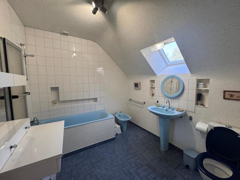 Maison - 167 m² - 5 pièces