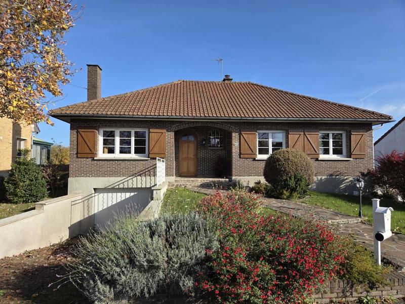 Pavillon - 141 m² - 7 pièces