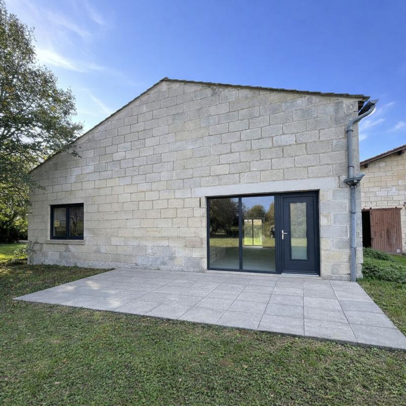Maison en pierre - 83 m²