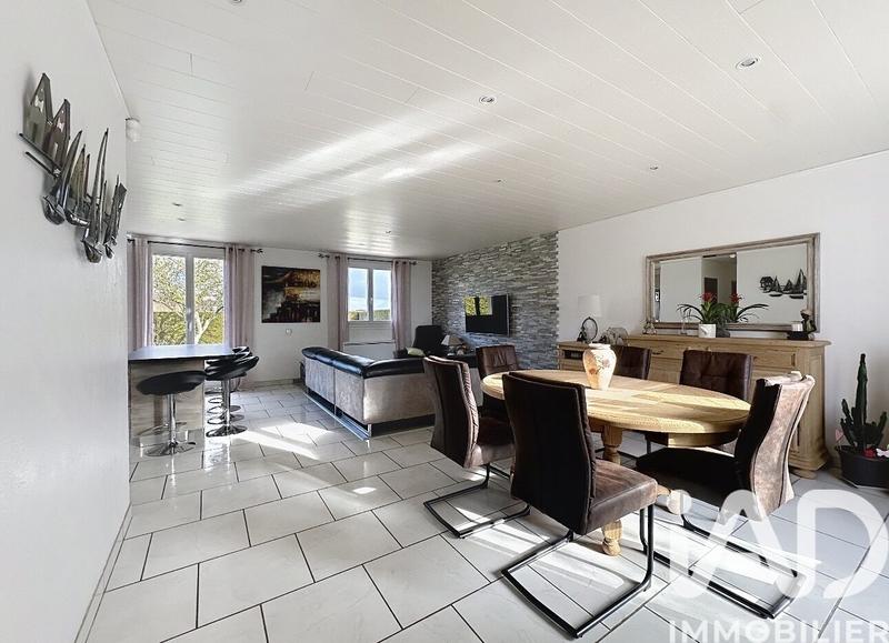 Maison - 90 m² - 4 pièces