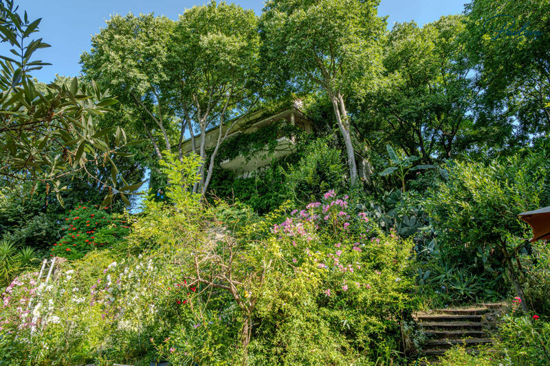 Villa - 220 m² - 7 pièces