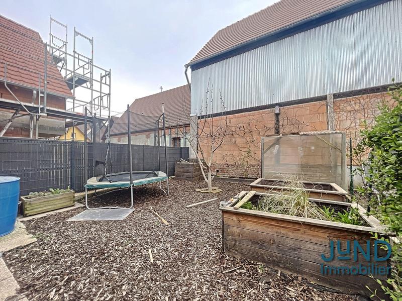 Maison - 94 m² - 5 pièces