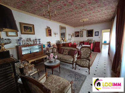 Maison - 190 m² - 9 pièces