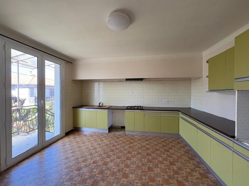 Propriété - 111 m² - 5 pièces