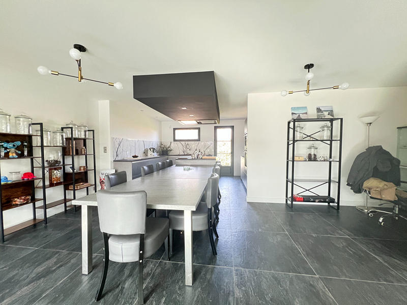 Maison - 171 m² - 5 pièces