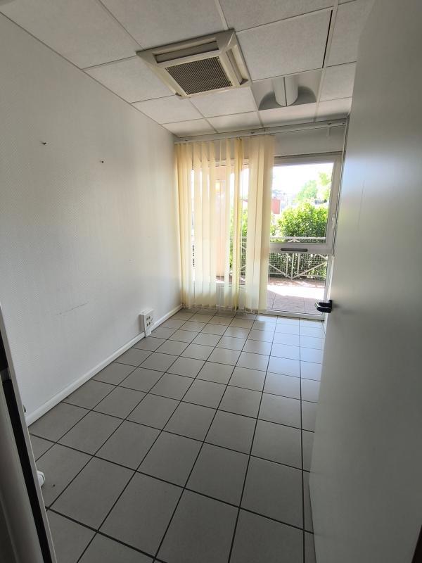 Bureau - 78 m² - 4 pièces