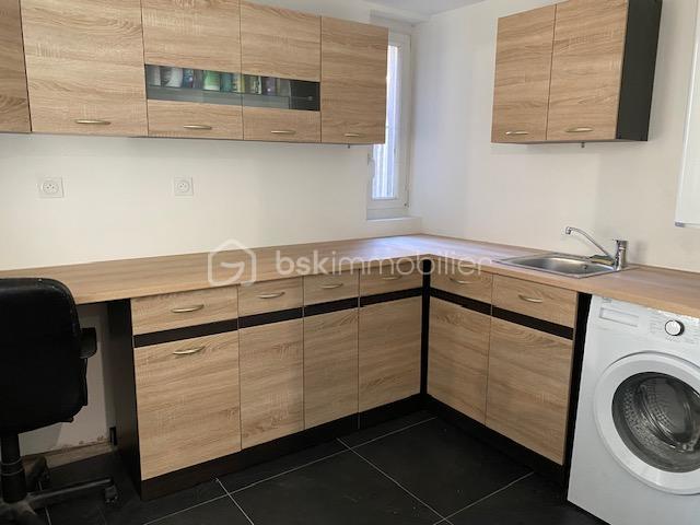 Appartement - 80 m² - 3 pièces