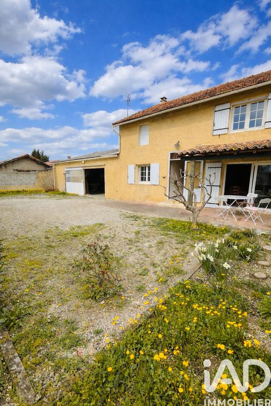 Maison - 97 m² - 5 pièces
