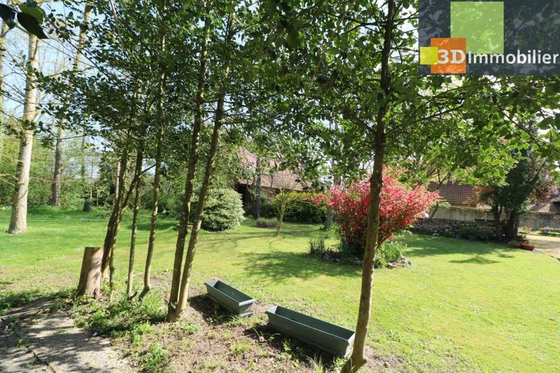 Maison - 233 m² - 8 pièces