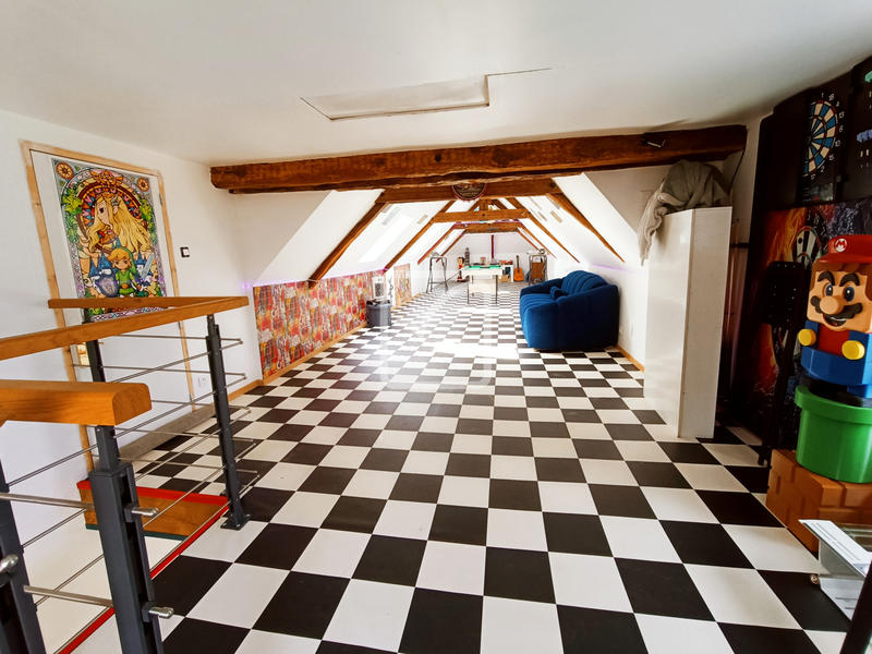 Maison - 169 m² - 5 pièces