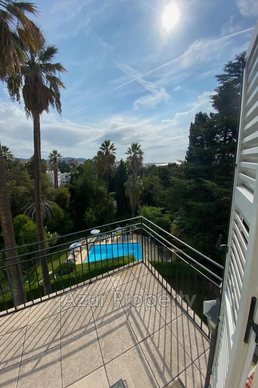 Appartement - 115 m² - 4 pièces