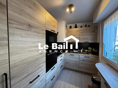 Maison - 111 m² - 5 pièces