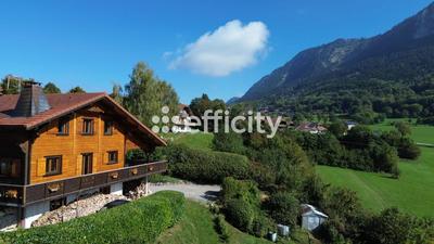 Maison - 130 m² - 4 pièces