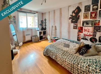 Maison de ville - 80 m² - 4 pièces