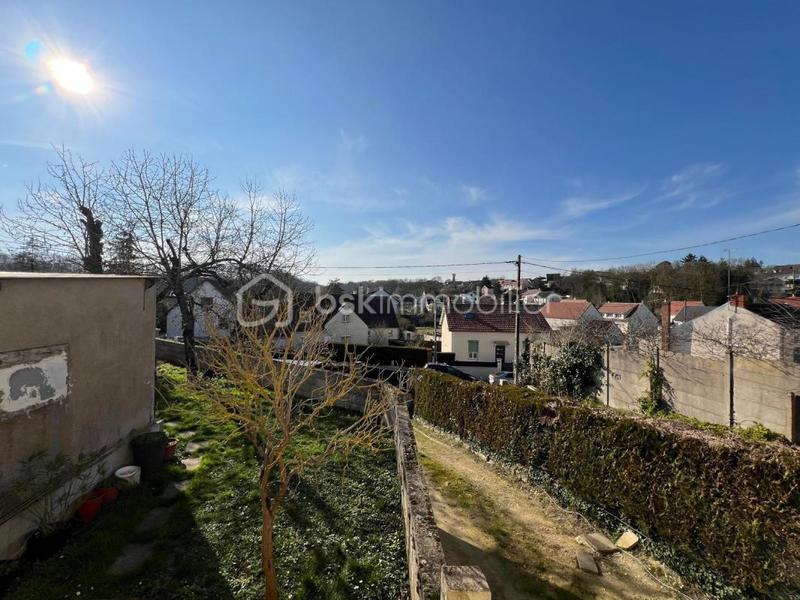 Maison - 95 m² - 5 pièces