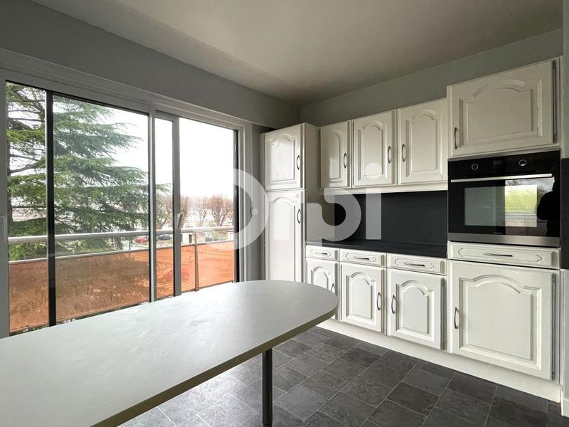 Appartement - 77 m² - 3 pièces