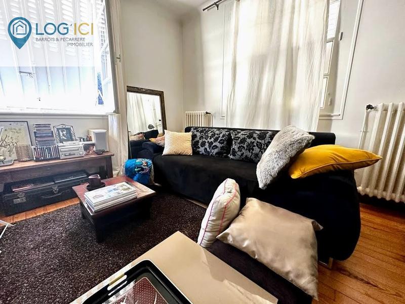 Maison - 338 m² - 13 pièces