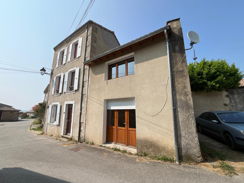 Maison de village - 100 m² - 4 pièces