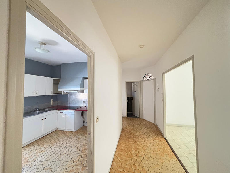 Maison - 172 m² - 9 pièces