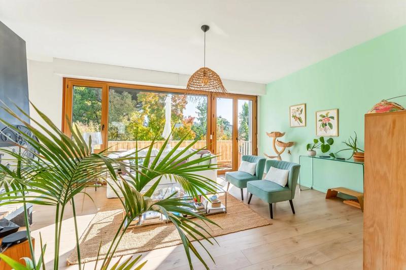 Appartement - 100 m² - 4 pièces