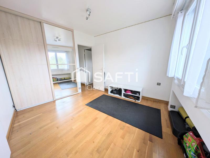 Appartement - 111 m² - 5 pièces