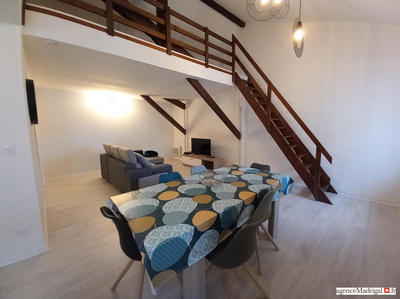 Appartement - 81 m² - 3 pièces