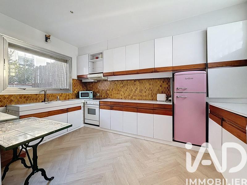 Maison - 99 m² - 5 pièces