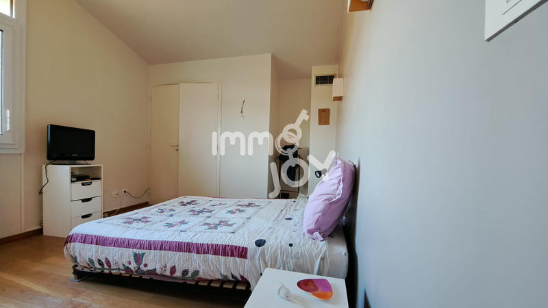 Maison - 147 m² - 5 pièces