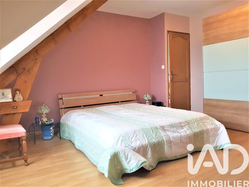Maison - 185 m² - 7 pièces
