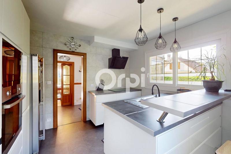 Maison - 197 m² - 6 pièces