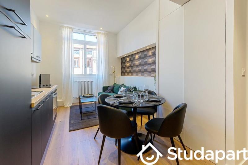 Chambre - 11 m² - 1 pièce