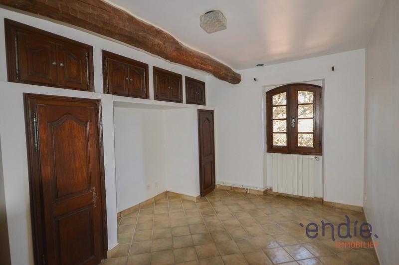 Maison - 180 m² - 5 pièces