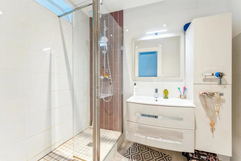 Maison en pierre - 87 m² - 4 pièces