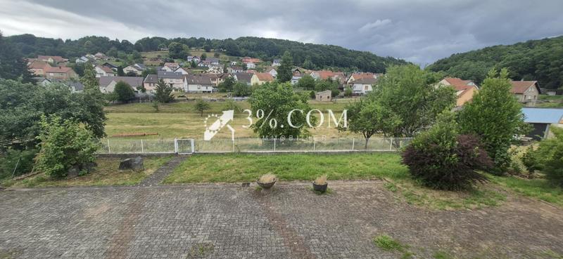 Maison - 202 m² - 12 pièces