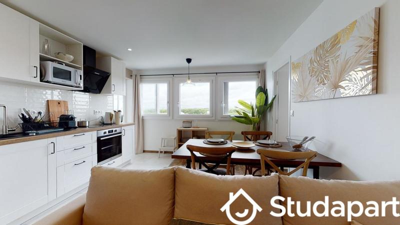 Chambre - 13 m² - 1 pièce