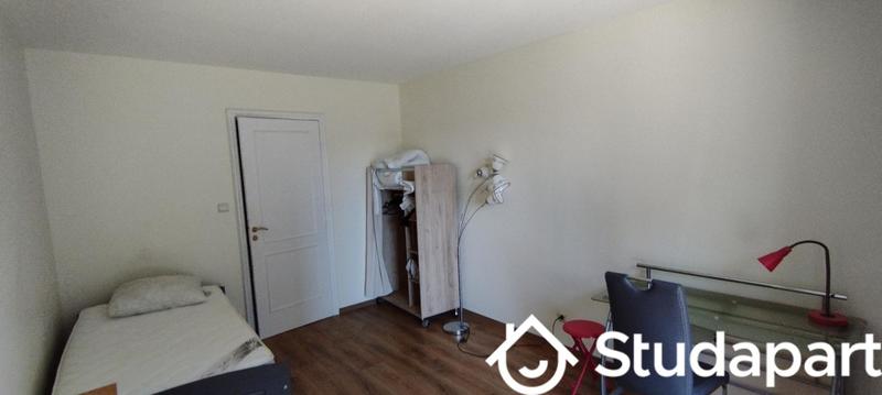 Chambre - 12 m² - 1 pièce