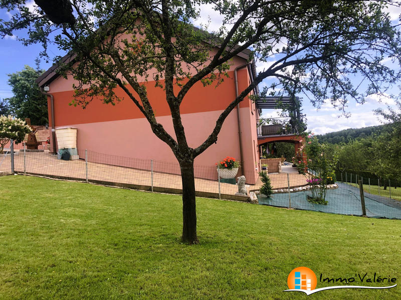 Villa - 280 m² - 10 pièces