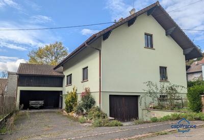 Maison - 171 m² - 8 pièces