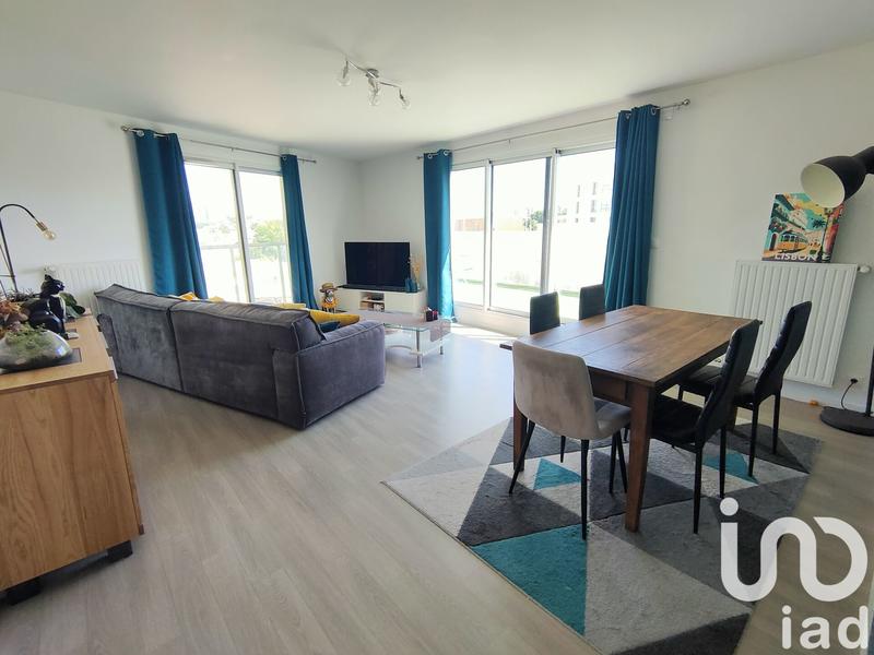 Appartement - 90 m² - 4 pièces