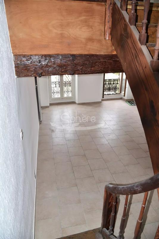 Appartement - 82 m² - 5 pièces