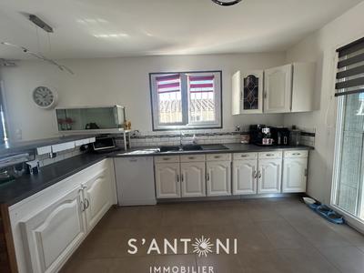 Maison - 84 m² - 4 pièces