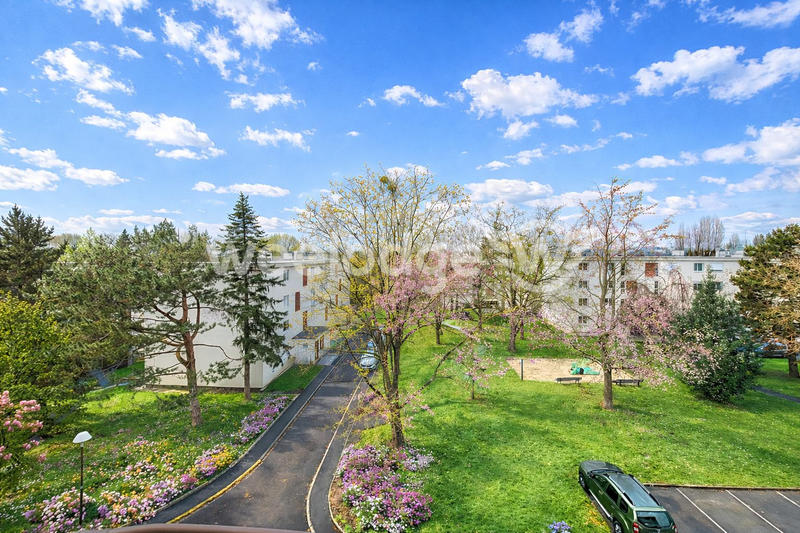 Appartement - 81 m² - 5 pièces