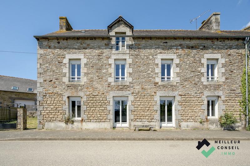 Maison - 137 m² - 6 pièces