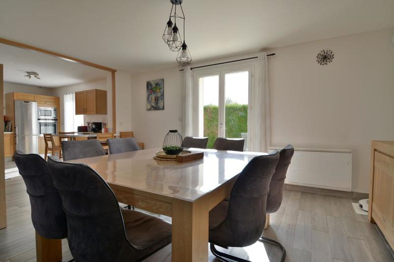 Maison - 122 m² - 6 pièces